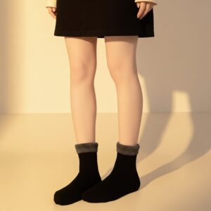 Fleece-Lined Ankle Socks – Classic Black