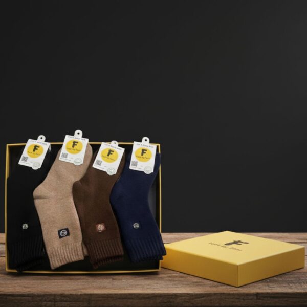 Luxury Wool Socks Gift Box – 4 Pair Set | Premium Warmth & Classic Colors