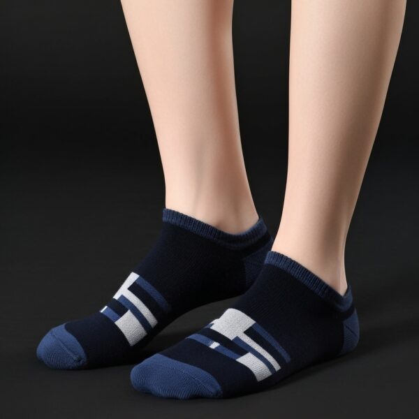 Men’s Low-Cut Casual Ankle Socks – Black & Grey Geometric Pattern - Image 4