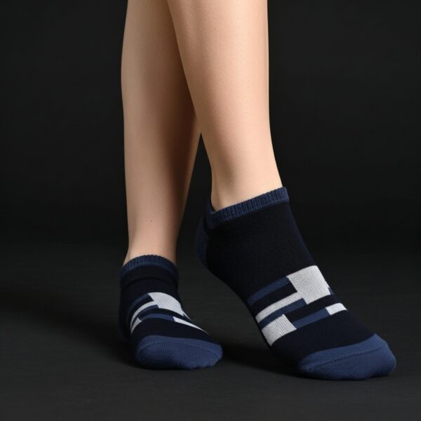 Men’s Low-Cut Casual Ankle Socks – Black & Grey Geometric Pattern - Image 2