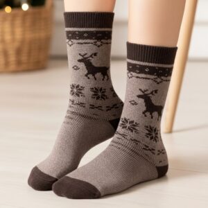 Premium Wool Winter Socks with Reindeer & Snowflake Pattern – Warm & Soft Knit Crew Socks