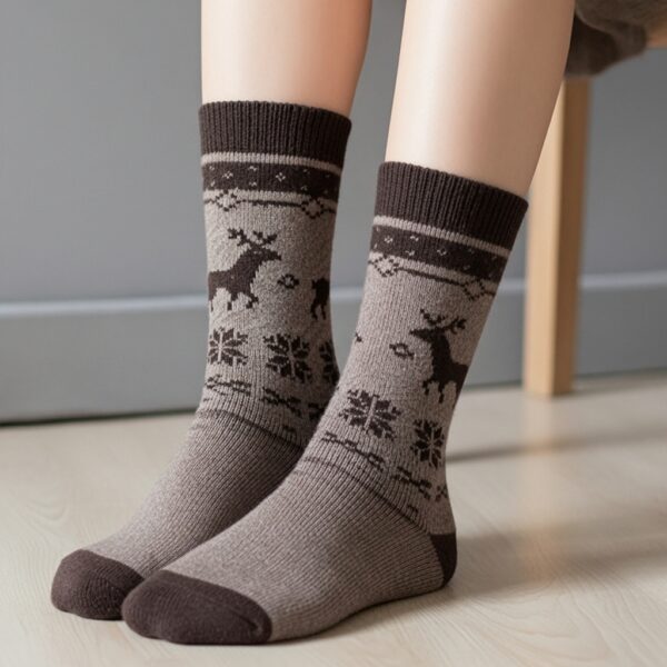 Premium Wool Winter Socks with Reindeer & Snowflake Pattern – Warm & Soft Knit Crew Socks - Image 3
