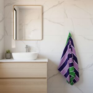 Multicolor Striped Design Bath Towel – 485 GSM, Ultra-Soft & Absorbent (145×75 cm) | Premium Everyday Bath Towel