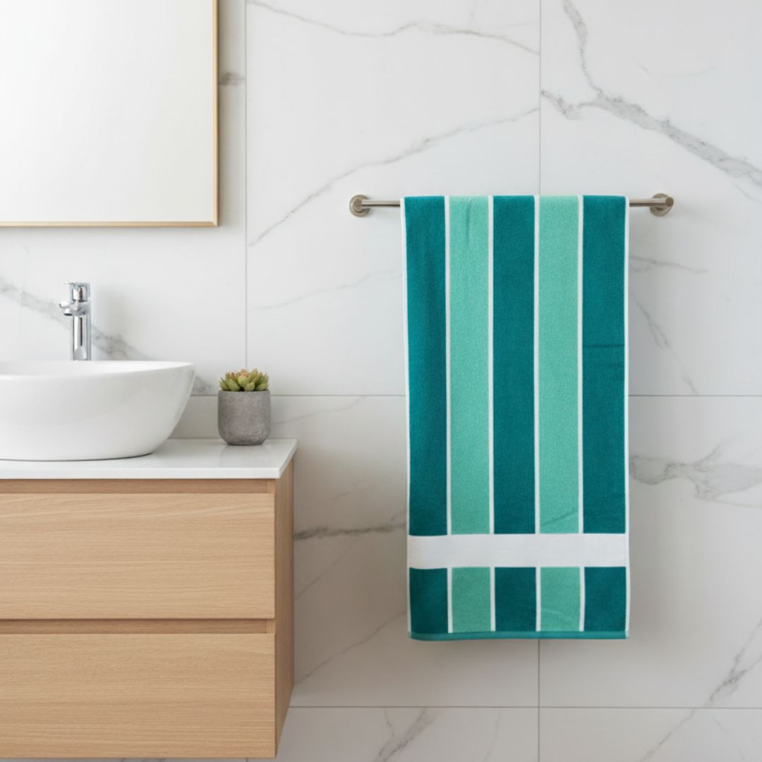 Teal & Aqua Striped Design Bath Towel – 485 GSM - Ultra-Soft & Highly Absorbent (145×75 cm) | Premium Everyday Bath Towel