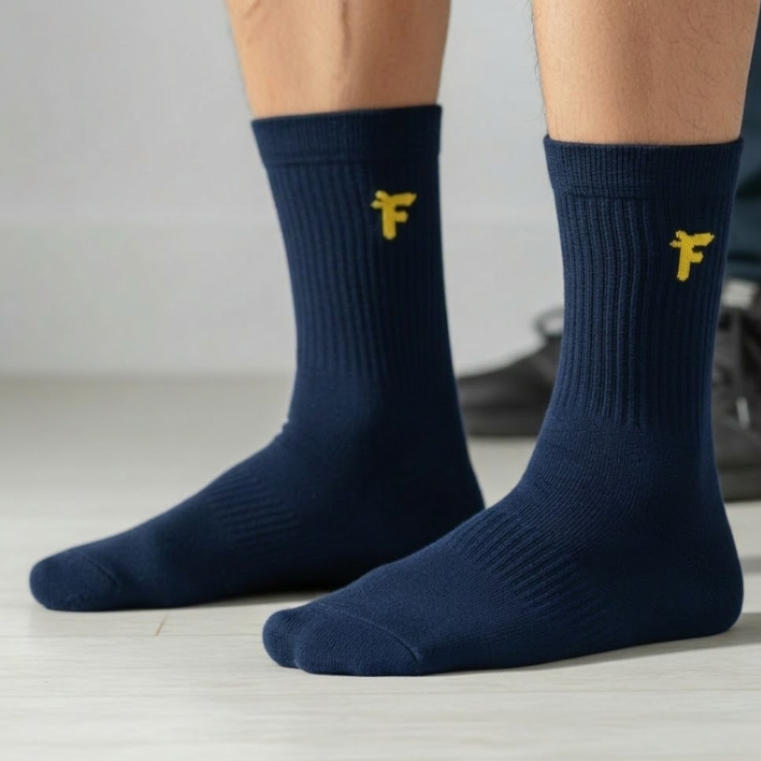 Antimicrobial Cotton Crew Socks – Pack of 4